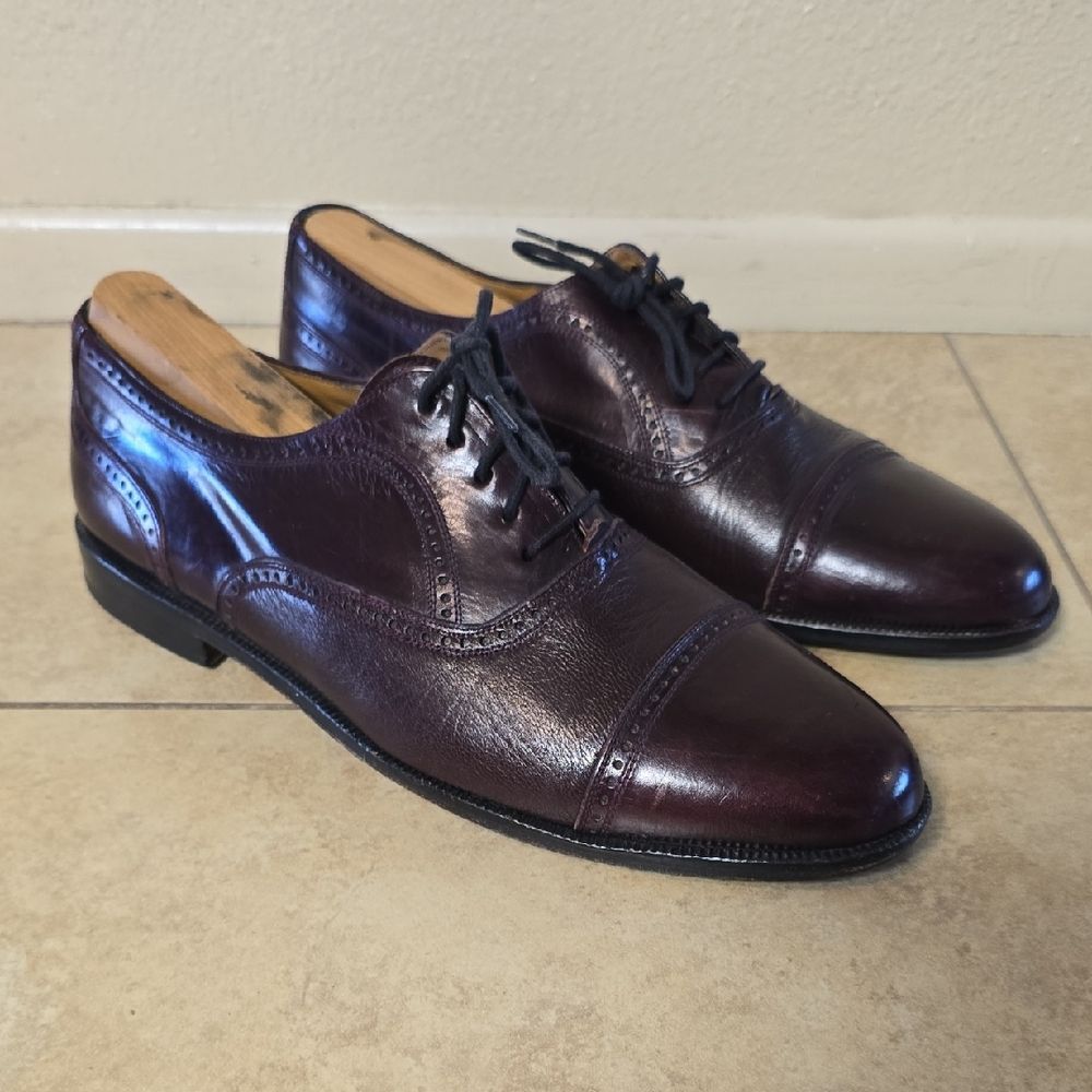 Mezlan Men's Oxford Shoes in Rich Burgundy